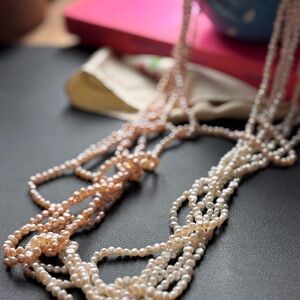 ➡️STEAL!➡️Mothers Day Pearl Ivory Blush Necklace VINTAGE Opera Length #love❤️